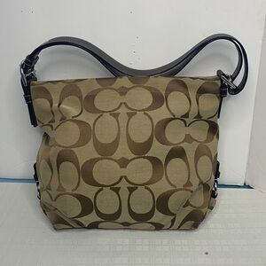 24CM SIGNATURE DUFFLE (COACH F15067)
SILVER/KHAKI/MAHOGANY